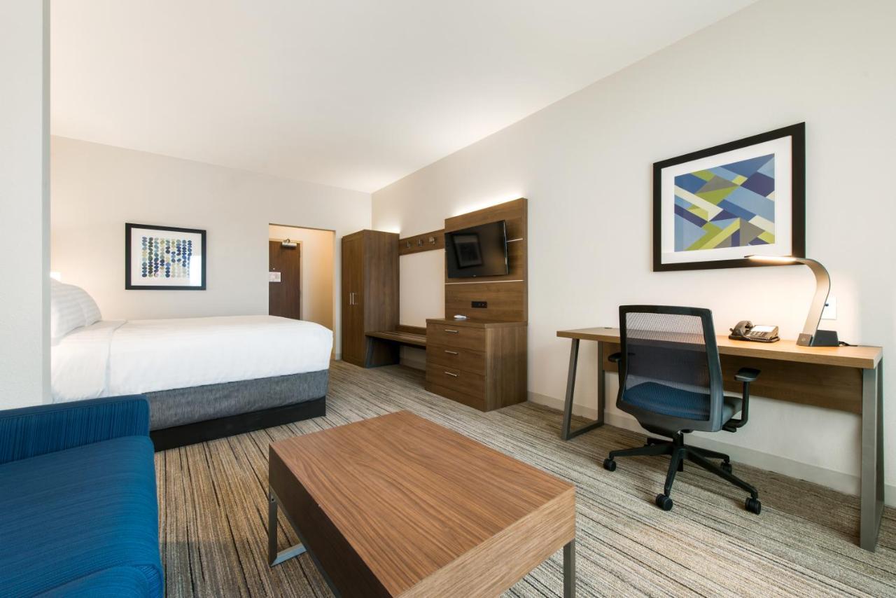 Express & - West By Ihg Hotel Carrollton