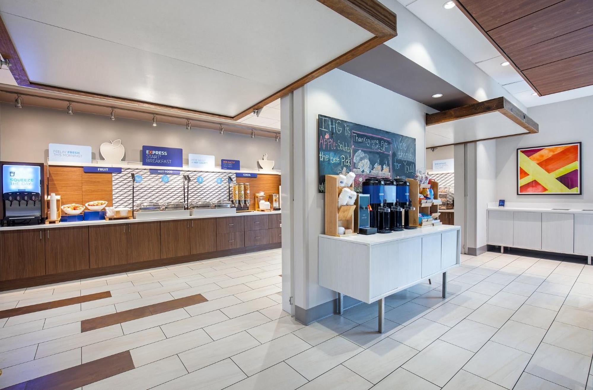 Hotel Express & - West By Ihg 2*